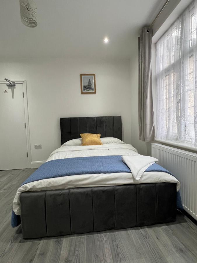 Starlet Property Wanstead Экстерьер фото