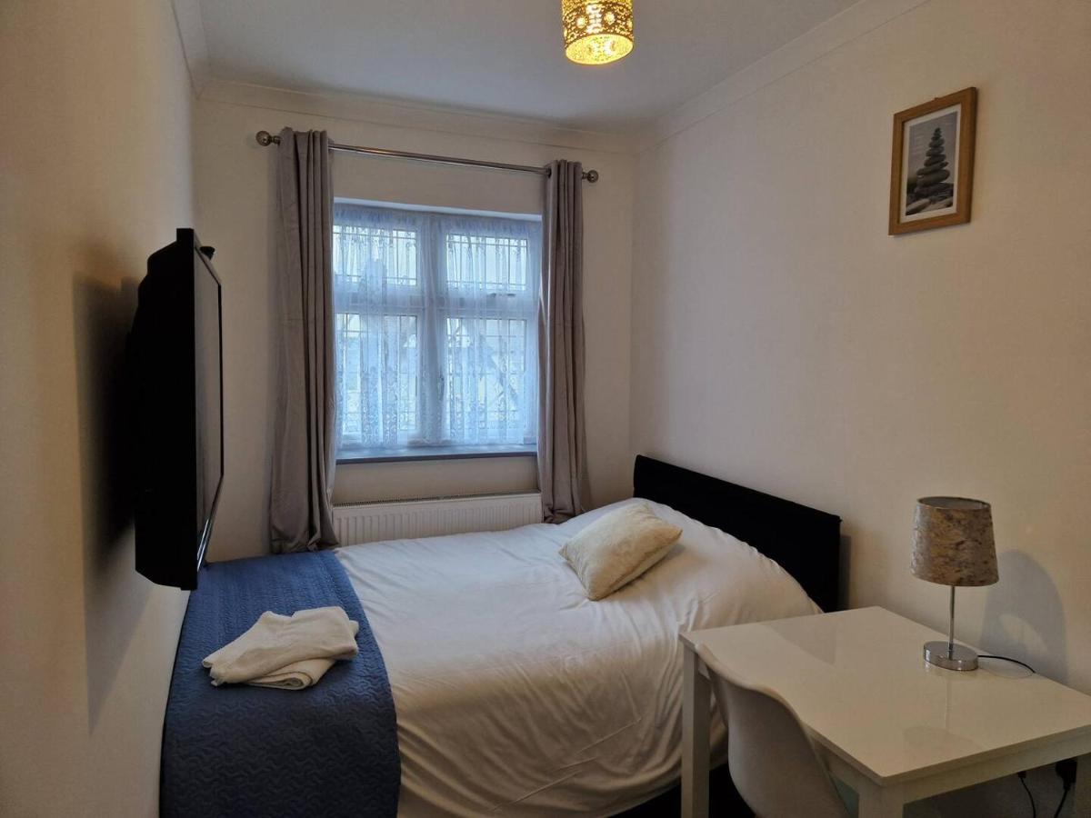 Starlet Property Wanstead Экстерьер фото