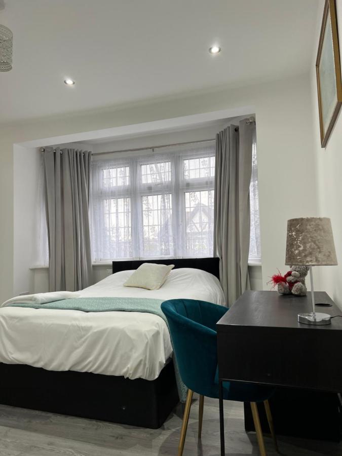 Starlet Property Wanstead Экстерьер фото