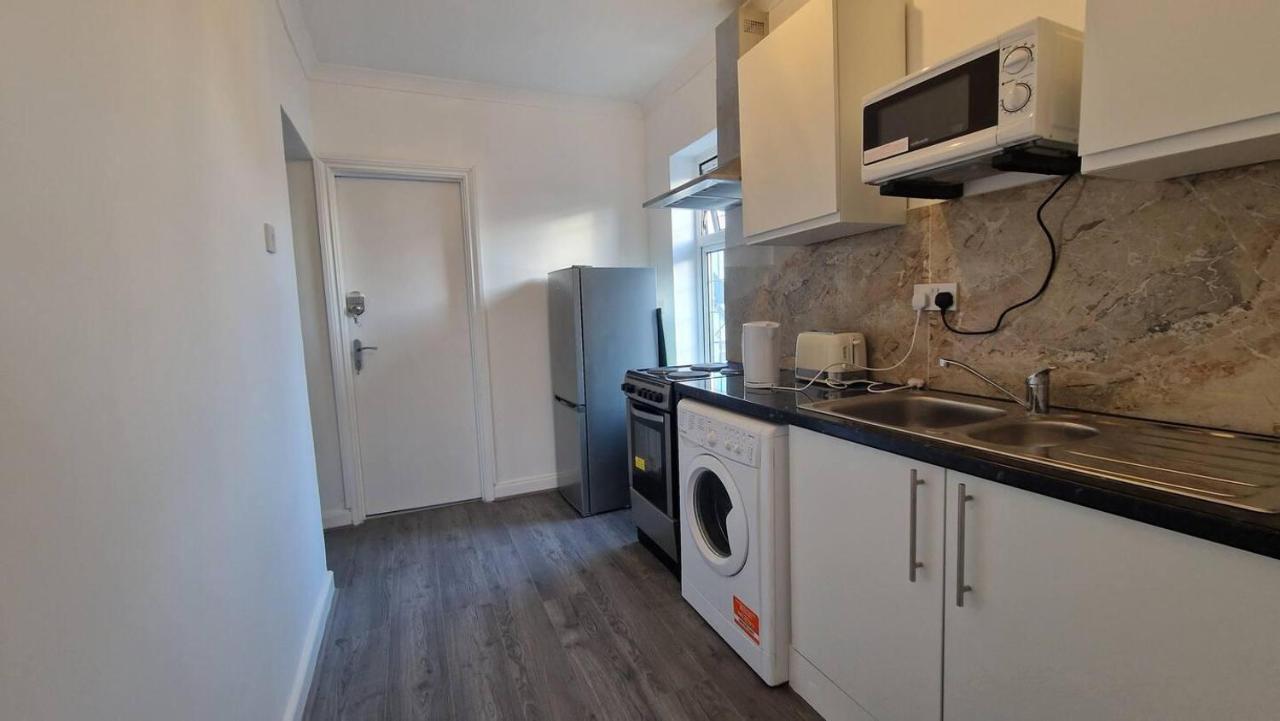 Starlet Property Wanstead Экстерьер фото