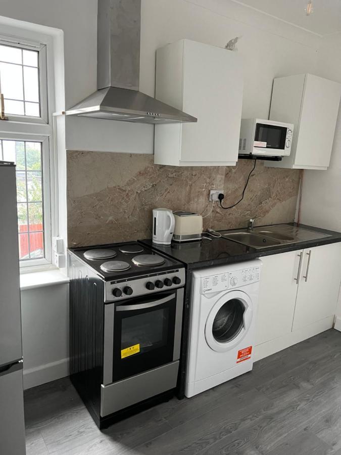 Starlet Property Wanstead Экстерьер фото