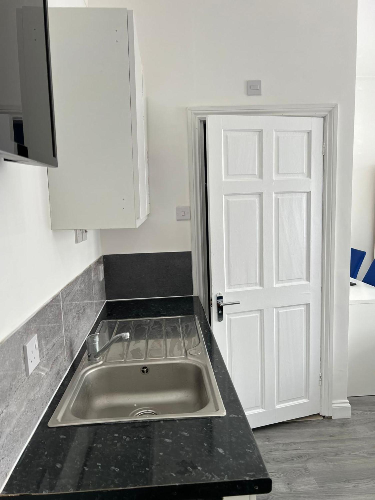 Starlet Property Wanstead Экстерьер фото
