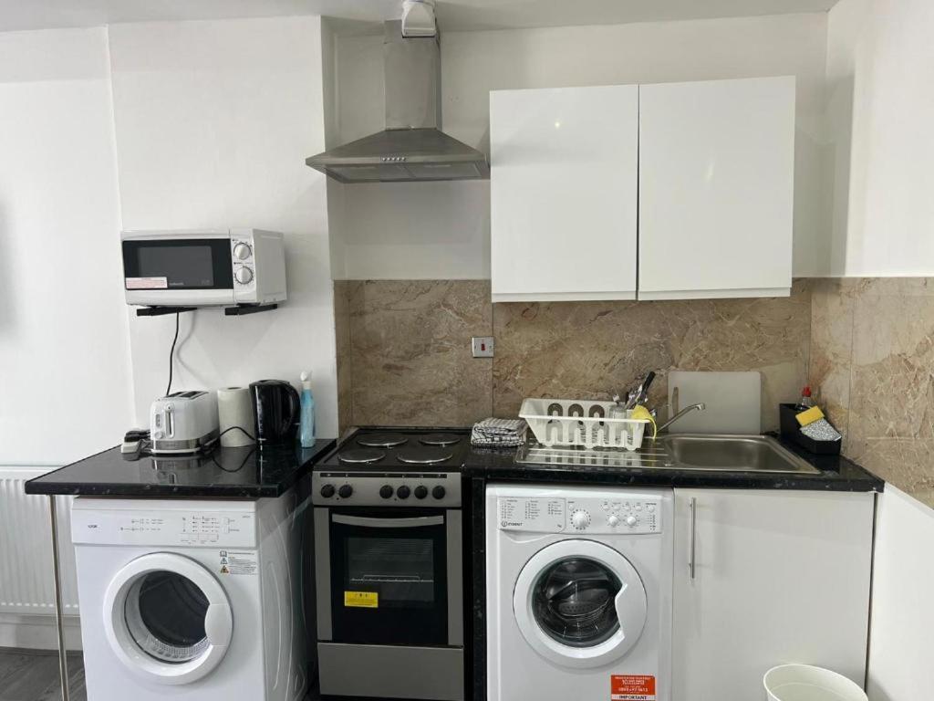 Starlet Property Wanstead Экстерьер фото